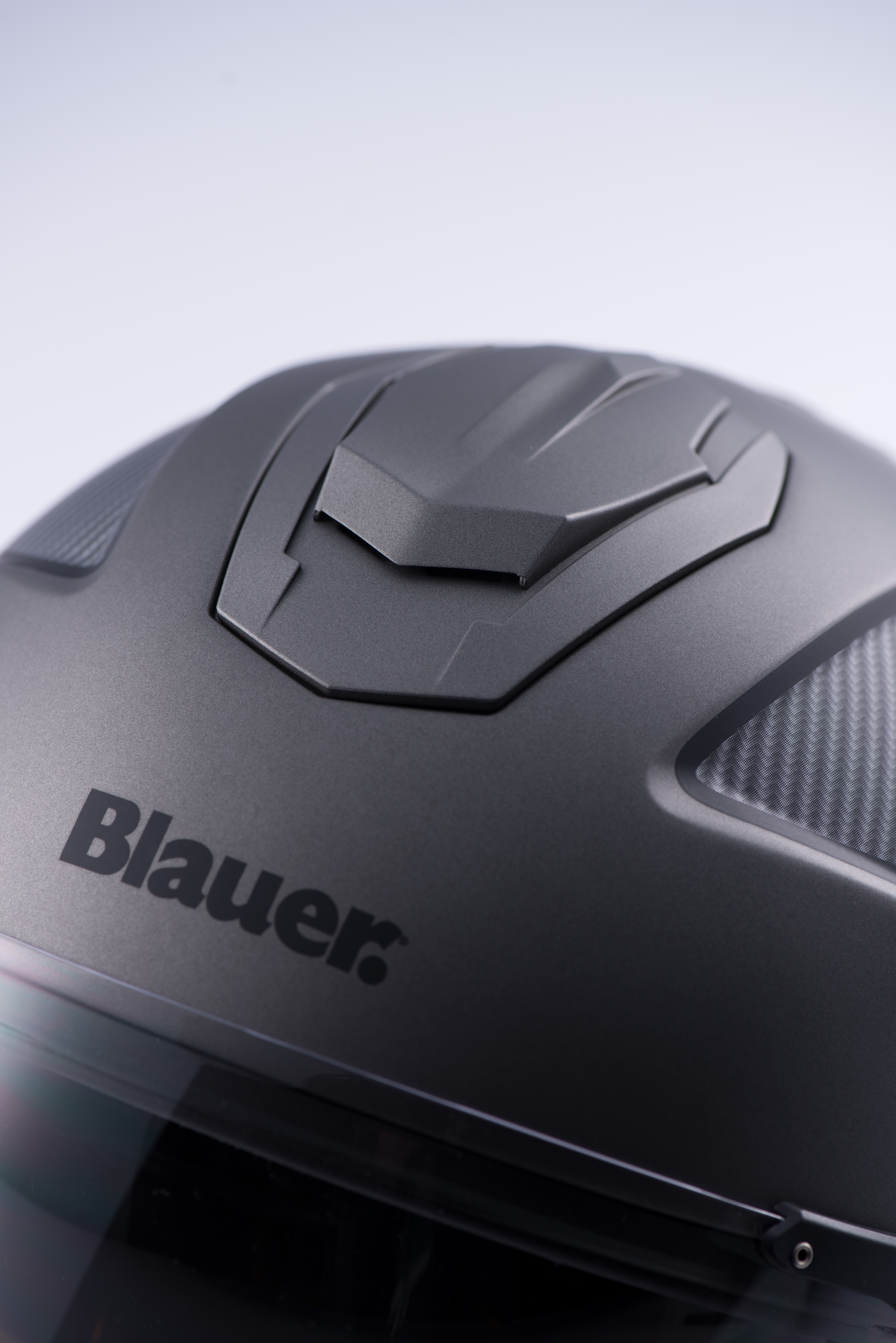BLAUER SOLO TITANIUM-CARBON BLACK