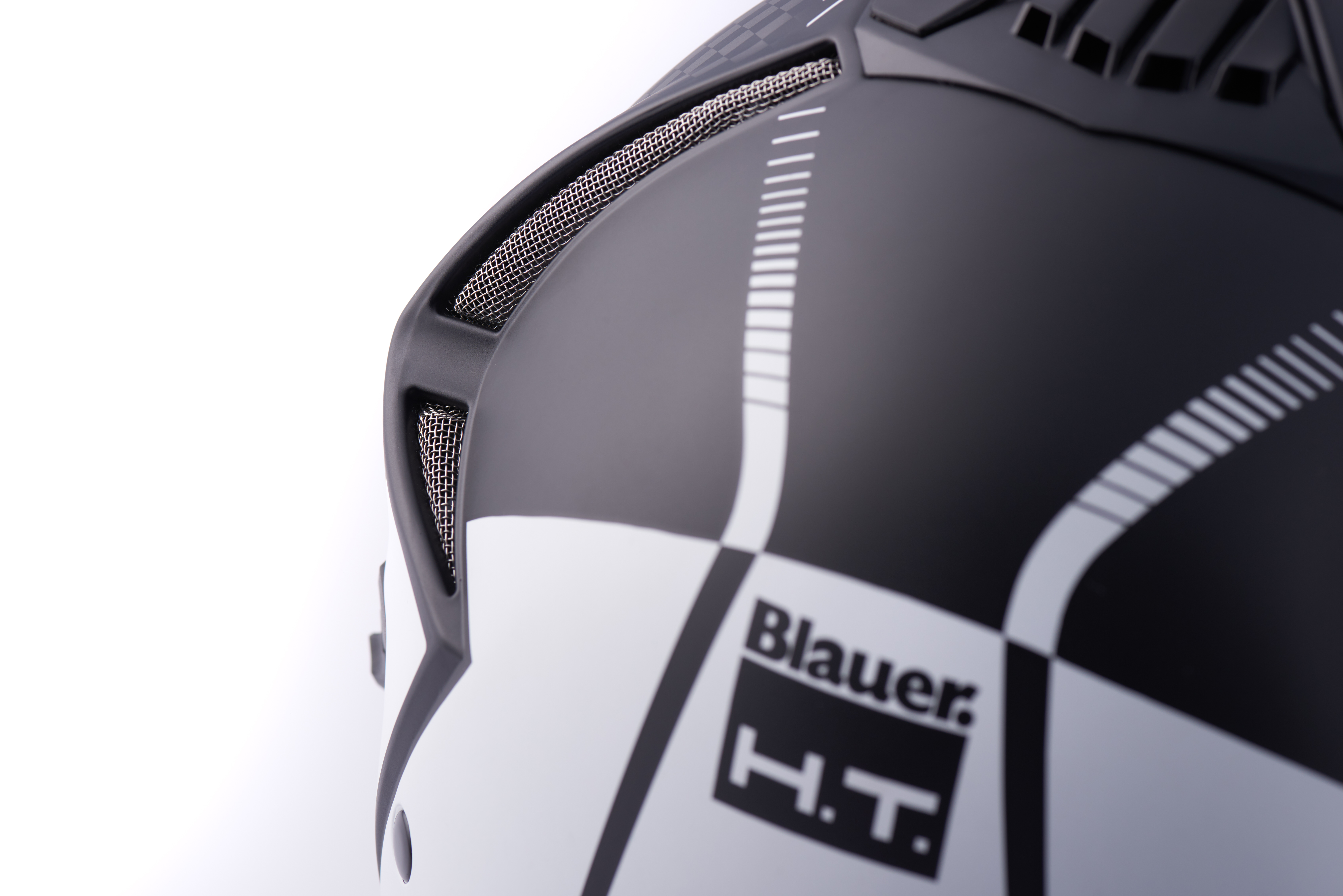 SB-49 BLAUER REAL (B-2) BLACK/BLACK+CARBON